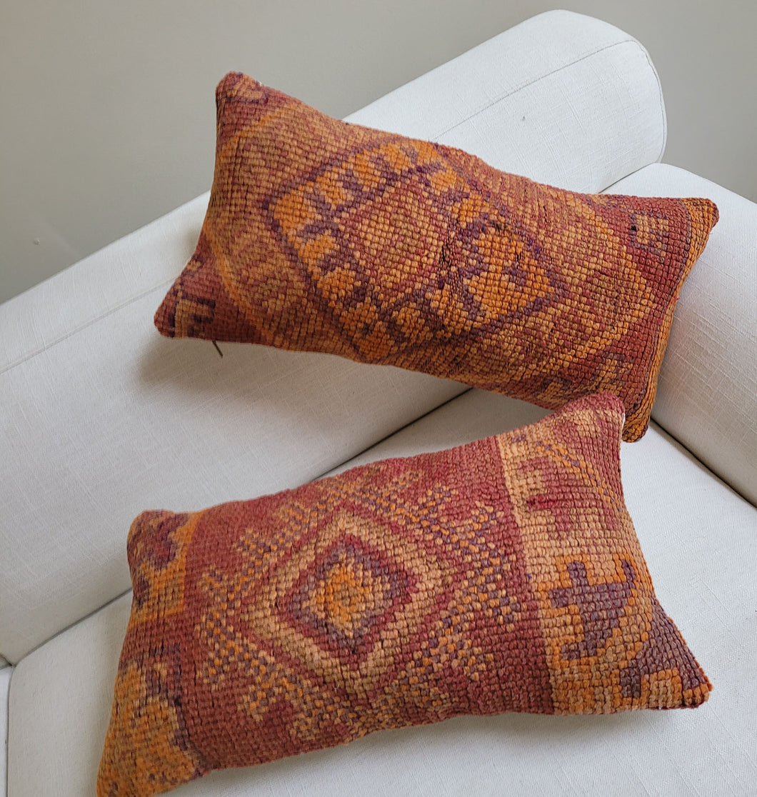 Vintage Wool Kilim Pillow - Magenta